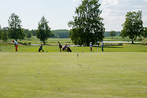 Golf blir en skattefri personalvårdsförmån